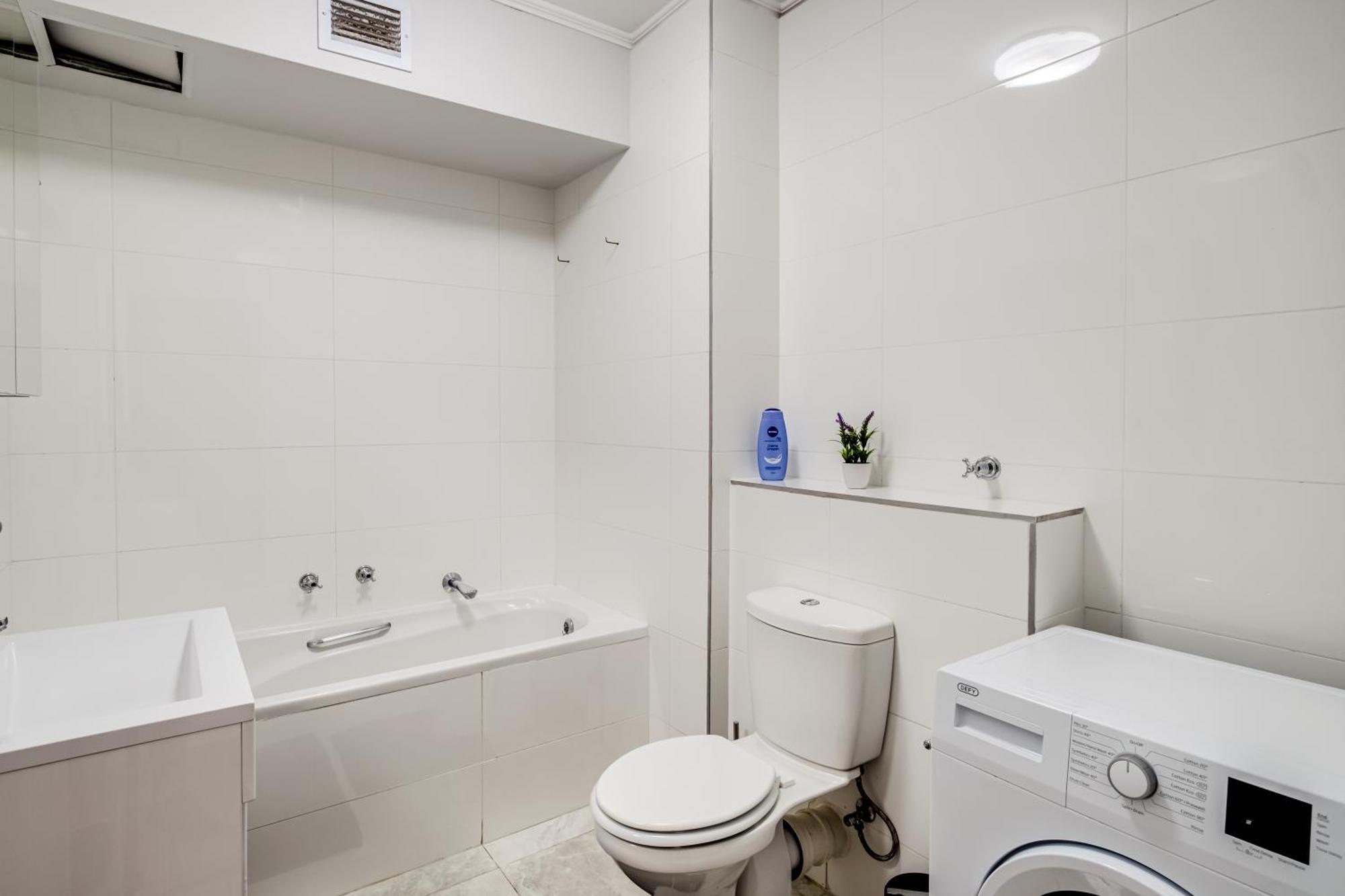 Belina - Island Club Canal Front Apartment *